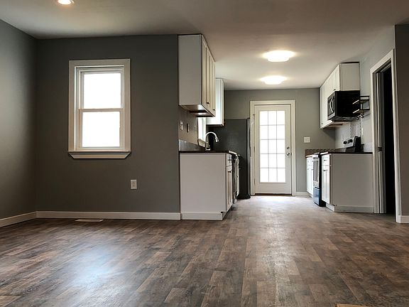 5th image of 1415 Highland Ave