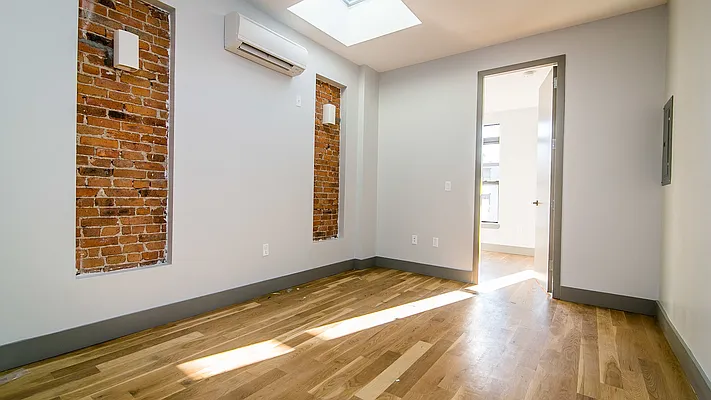 Rented by Nooklyn NYC LLC | media 2