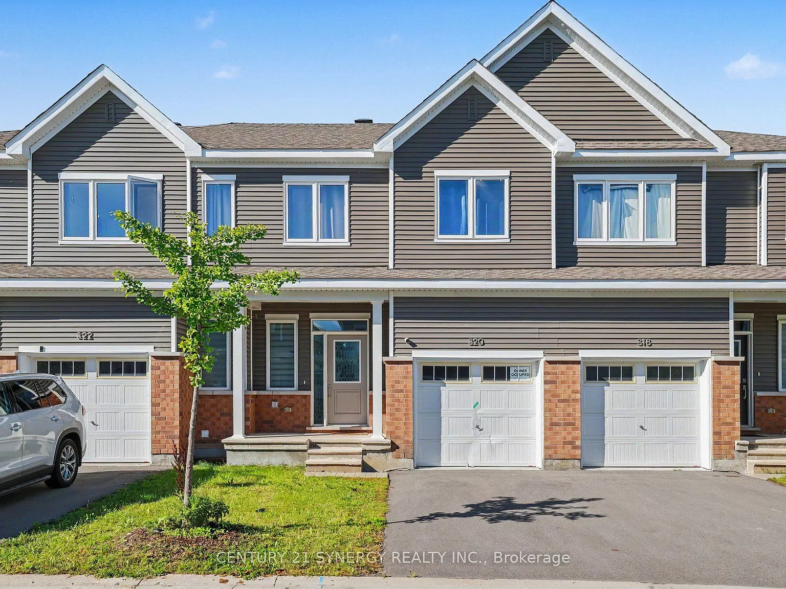 3 bed, $2,900 — Photo 1