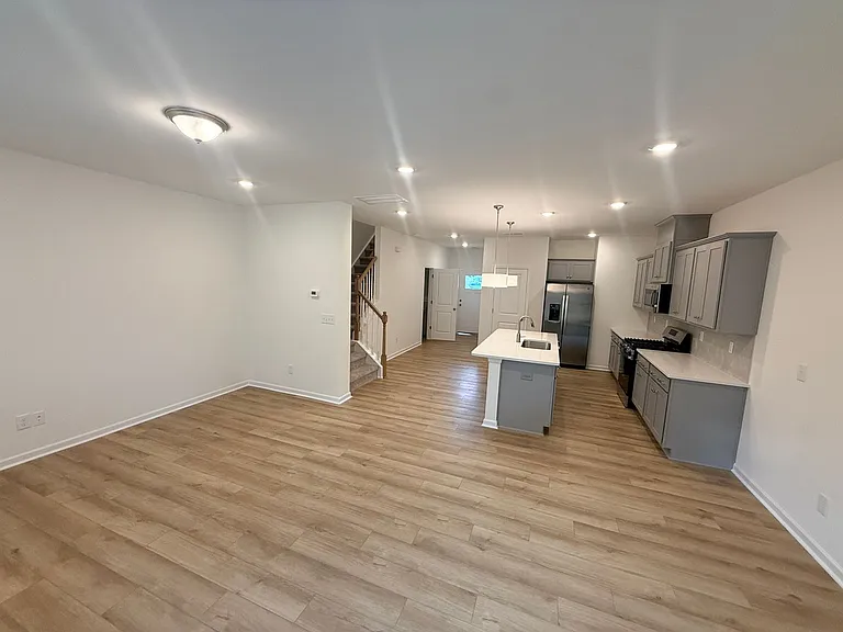 3139 Lilac Grove Dr — Photo 11