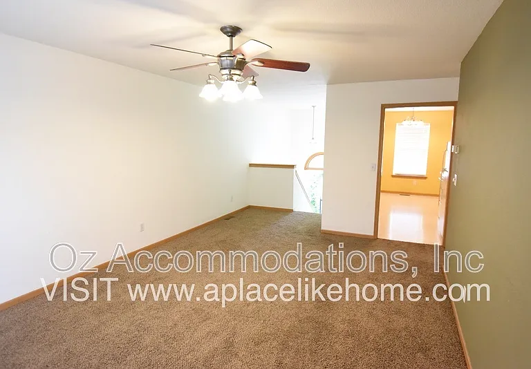 8626 N Cleveland Ln — Photo 5