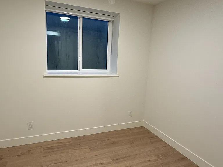 1130 Gordon Ave — Photo 12