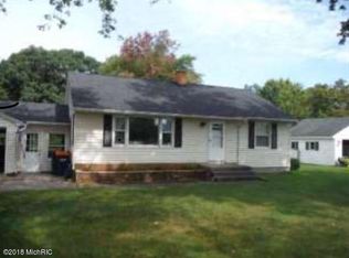 2138 Shettler Rd, Muskegon, MI 49444
