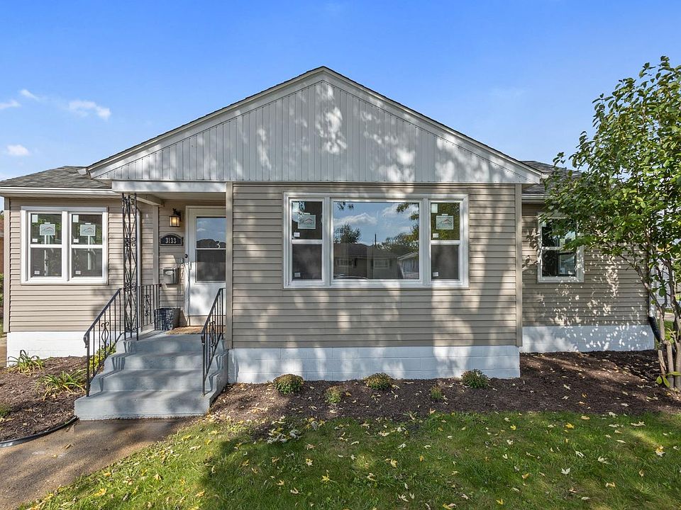 1st image of 3133 Garfield Ave