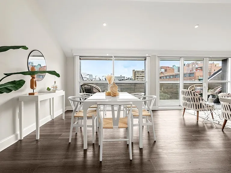 771 Harrison Ave #Penthouse 7 — Photo 9