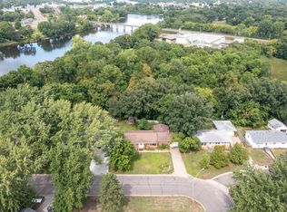 59 Edgewater Dr, Little Falls, MN 56345
