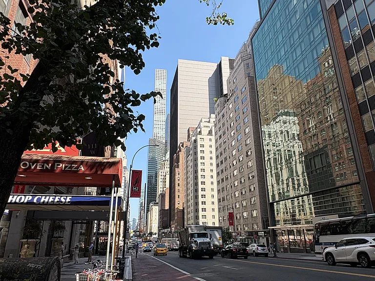 115 W 57th St #3F — Photo 9