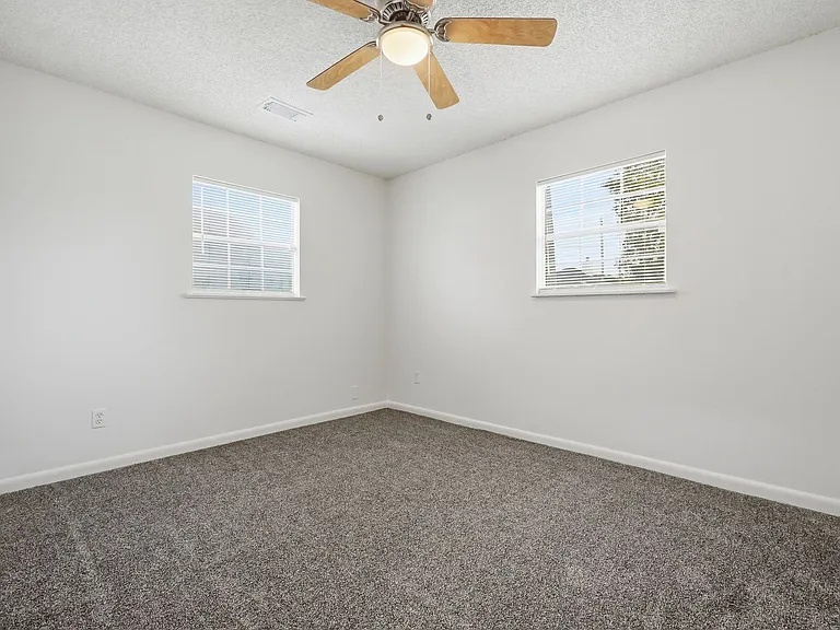 32 Cascabellas St — Photo 16
