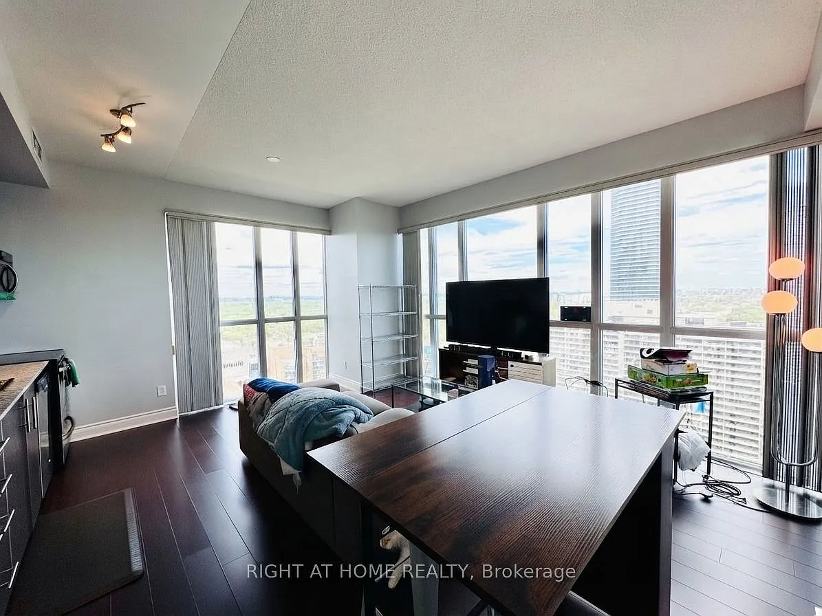 2 bed, $3,050 — Photo 2