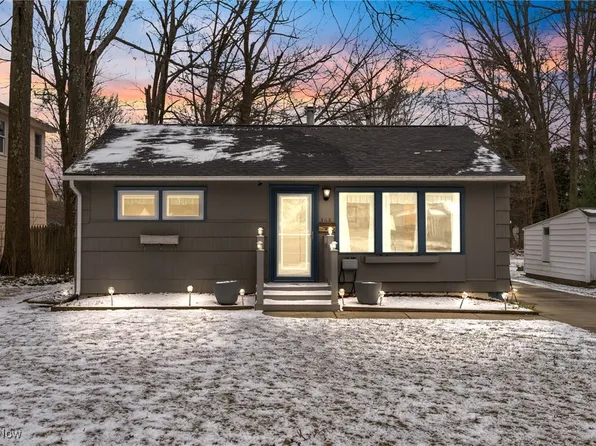368 E Central Ave, Ravenna, OH 44266