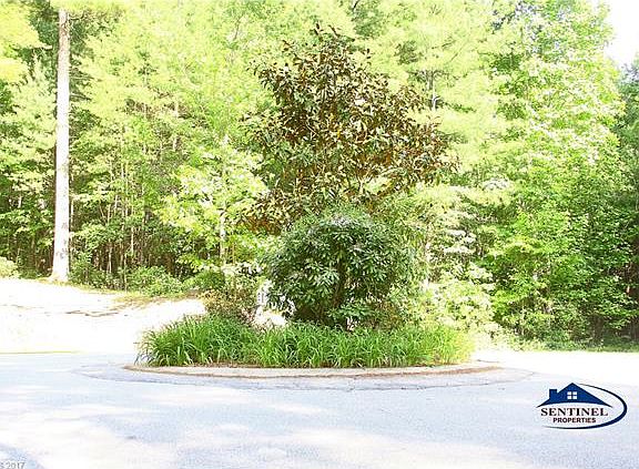 3rd image of 108 Mystic Pines Way