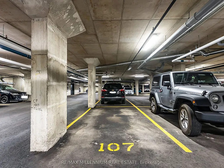 610 Farmstead Dr #220 — Photo 17