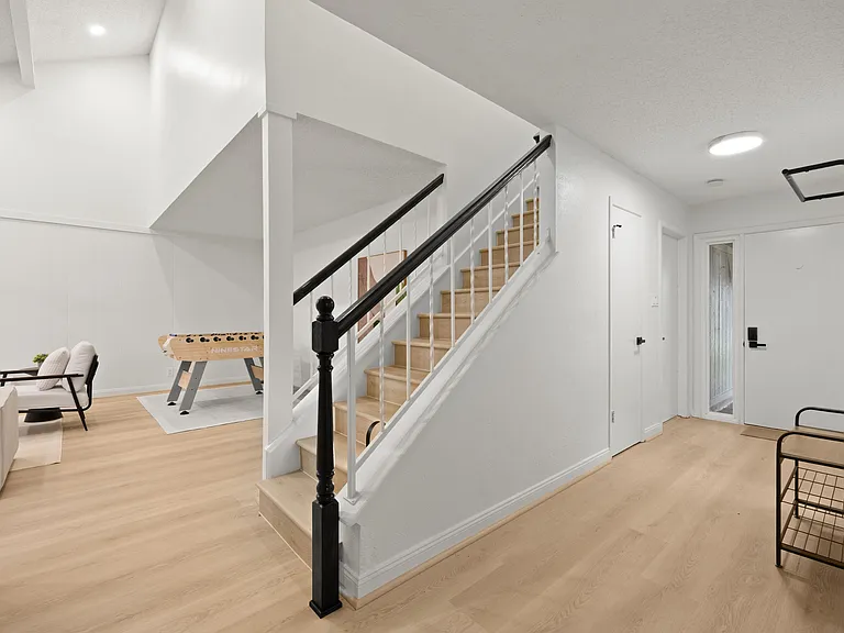 22327 Coriander Dr — Photo 50