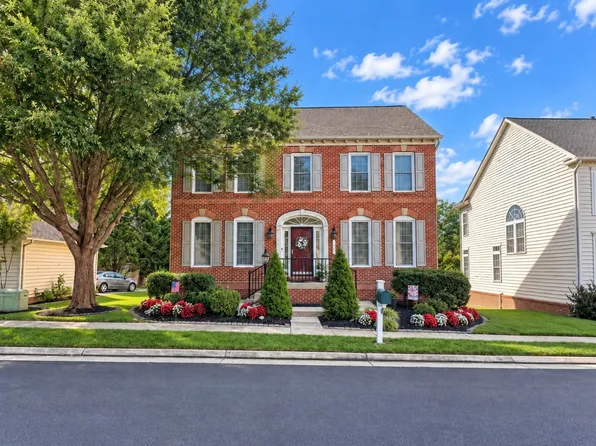 14101 Snickersville Dr, Gainesville, VA 20155