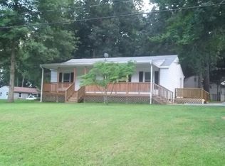 2235 Overlook Rd, Powhatan, VA 23139