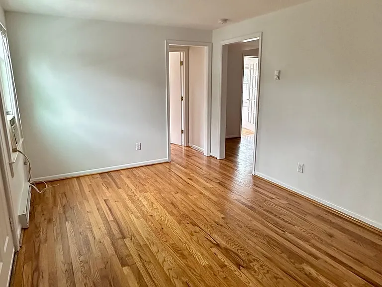 213 Douglas Ave #B — Photo 11