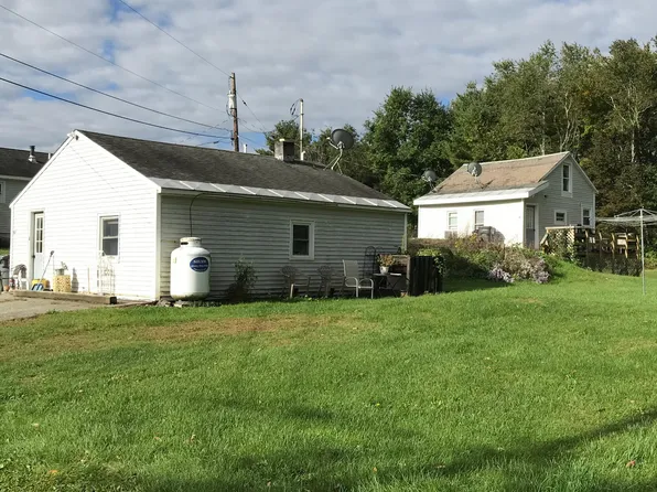 163 County Route 25, Granville, NY 12832