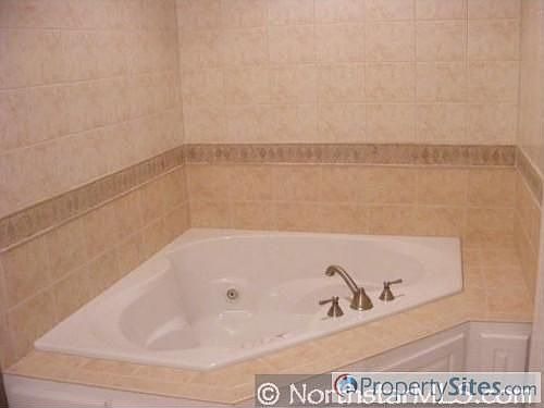 5th image of 15310 Yukon St NW