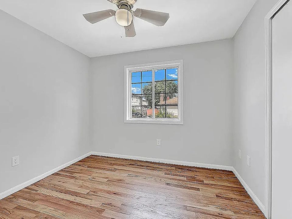 1st image of 12511 152nd Ave Floor 2