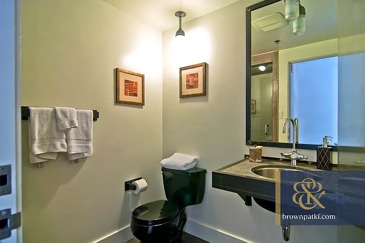 1 Clarence Pl #14 — Photo 10