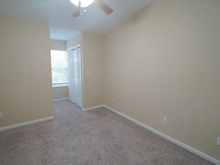847 W Georgia St — Photo 28