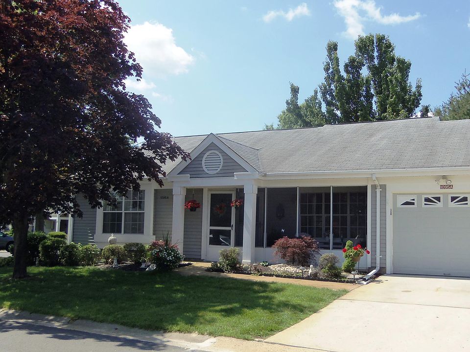 1st image of 1095 Canterbury Drive #A