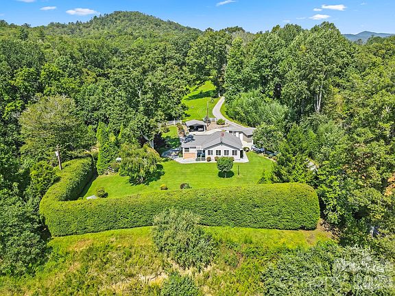 2nd image of 71 Laurel Mountain Rd