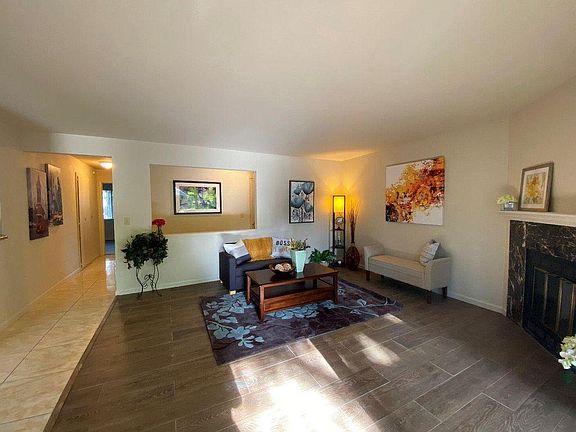 3rd image of 1488 Four Oaks Cir