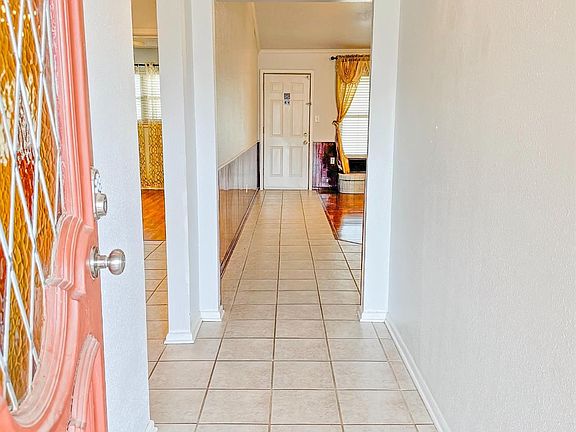 3rd image of 617 N Washington Ave