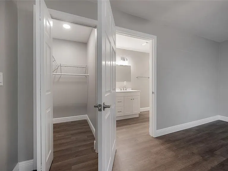 6901 S Fitzgerald St — Photo 37