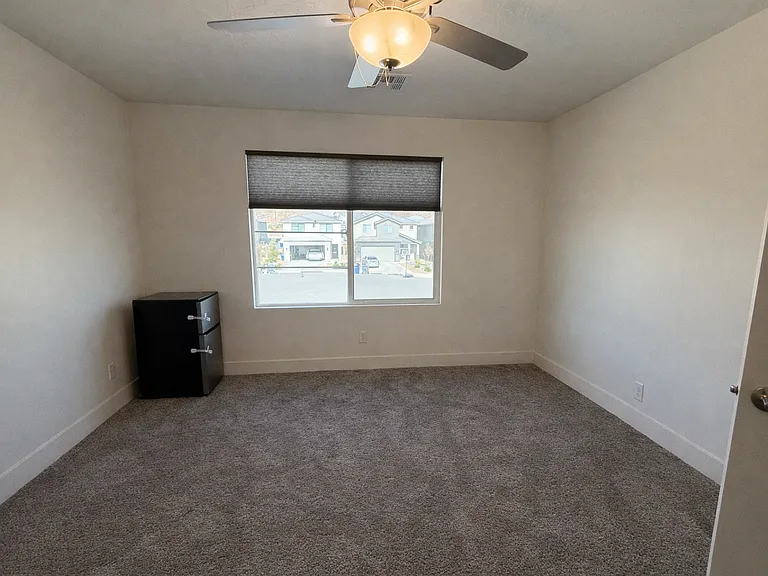 543 S Stewart Creek Cv — Photo 25