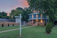 photo property thumbnail