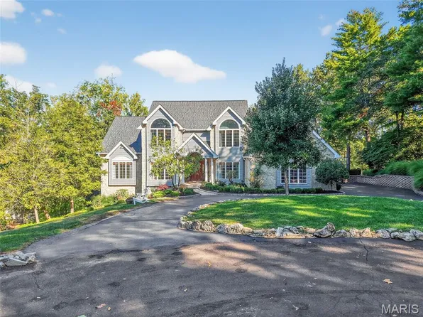 16499 Horseshoe Ridge Rd, Chesterfield, MO 63005