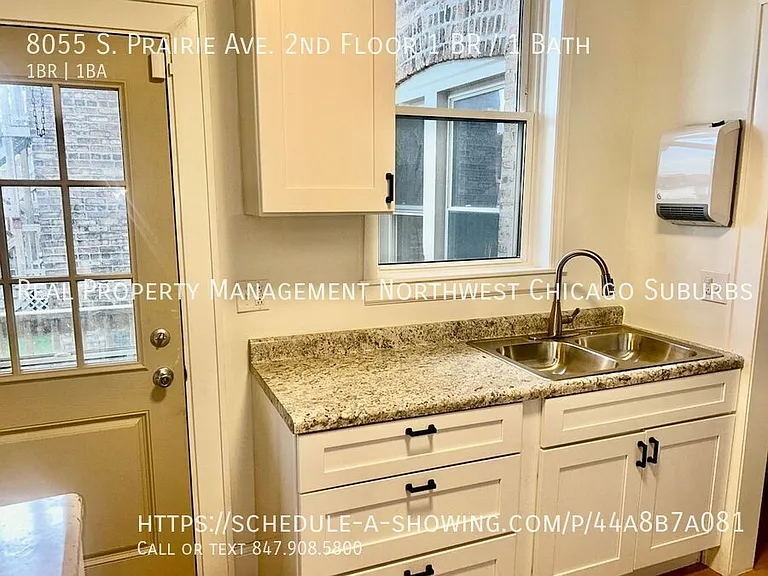 8055 S Prairie Ave #2 — Photo 3