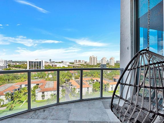 2nd image of 3029 NE 188th St #Penthouse 1101