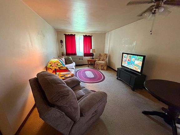 4th image of 339 Regis Ave #218