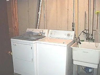 5th image of 440 Admiral Ave