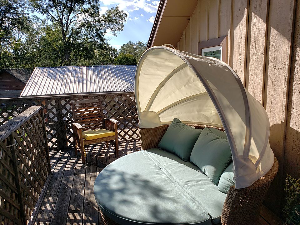 Upstairs deck