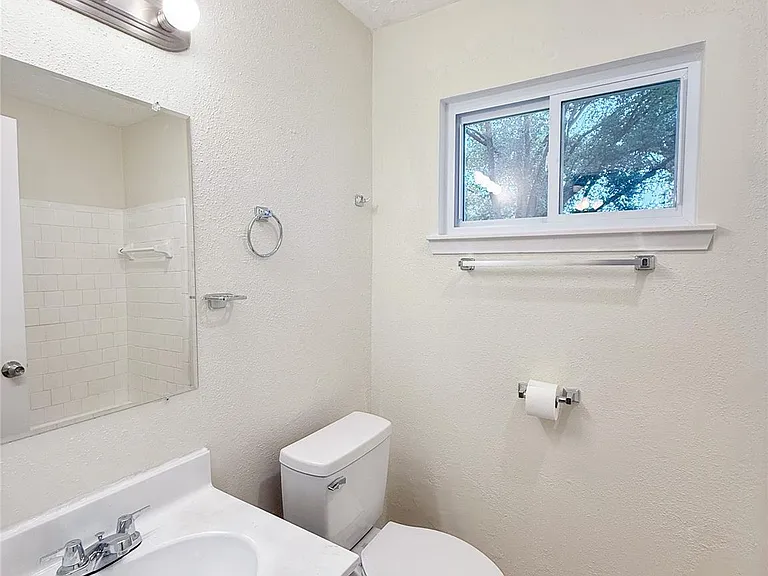4251 Rosegate Dr — Photo 12