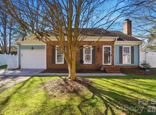 2538 Dalston Ln, Charlotte, NC 28210