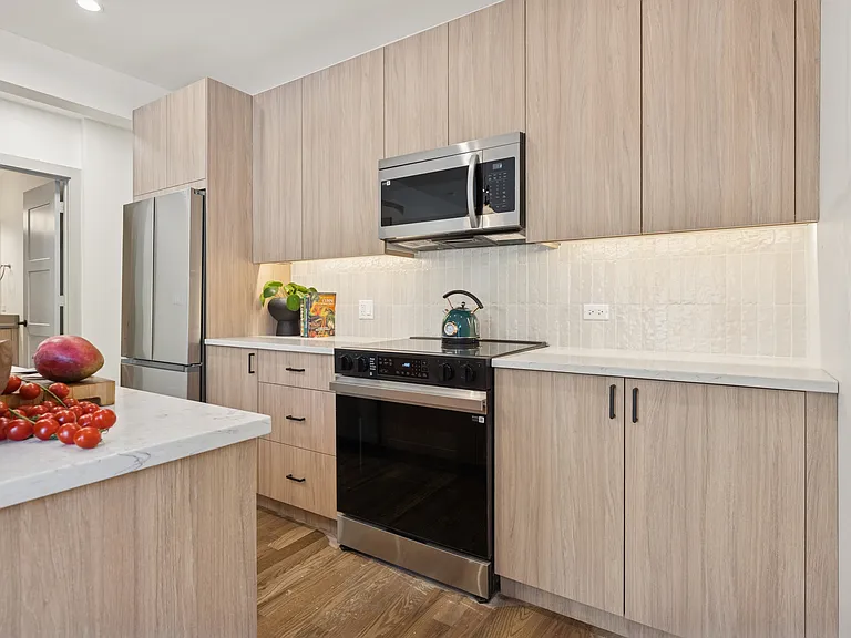 1341, 1A- 3 bed Duplex