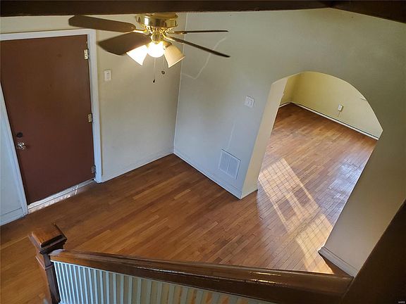 5th image of 3144 Converse Ave