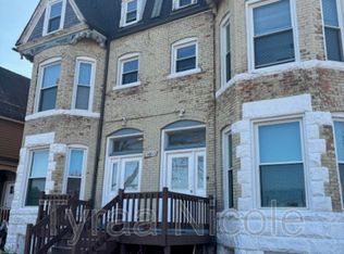 5853 3rd St #4, Detroit, MI 48202