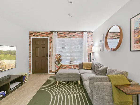 3224 Timmons Ln APT 127, Houston, TX 77027