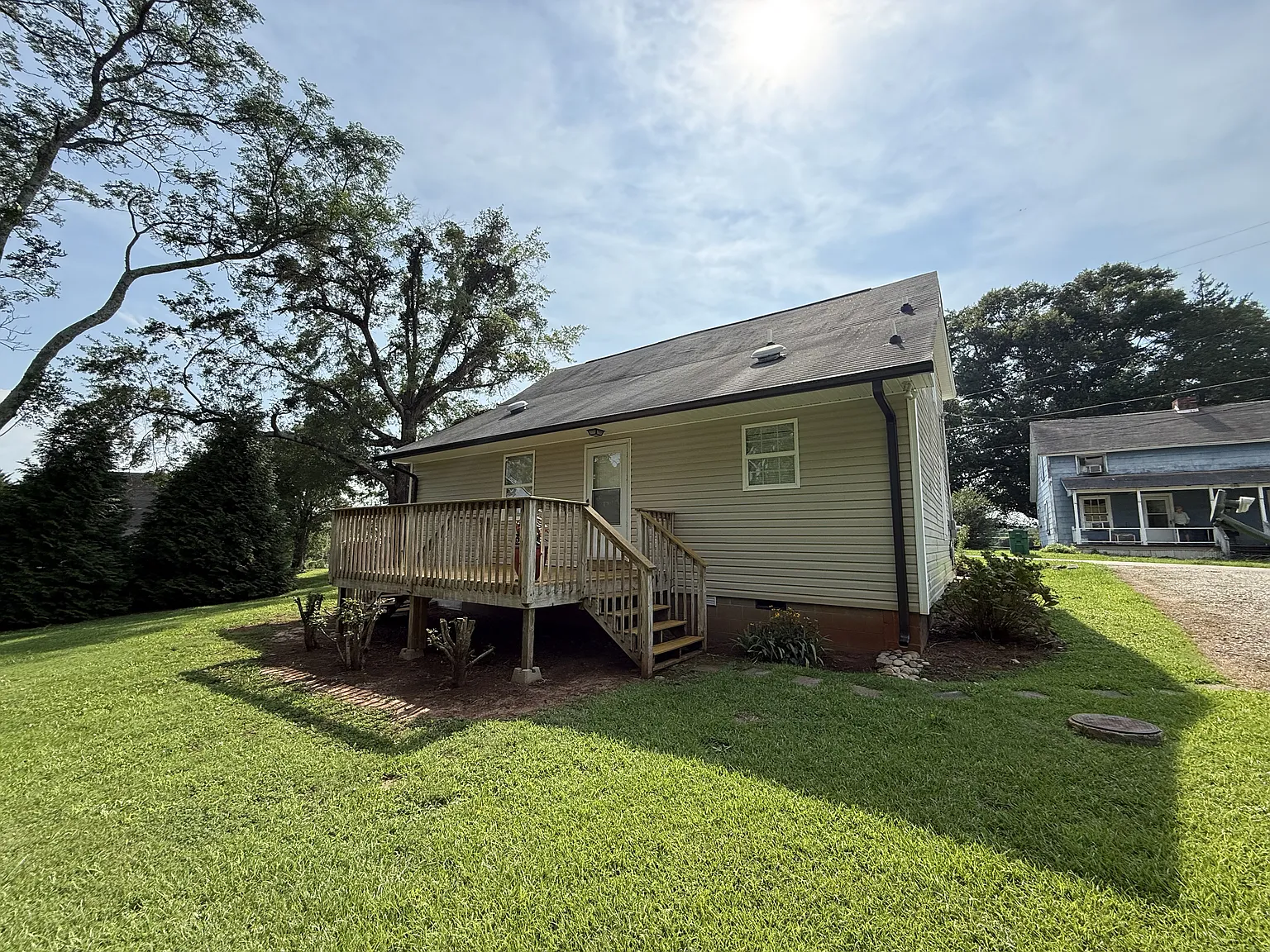 3 bed, 1282 sqft, $1,600 — Photo 3