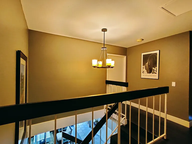 Mirabel Ln — Photo 13