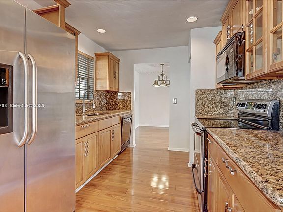 3rd image of 10029 SW 223rd Ln