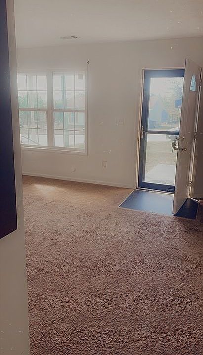 2nd image of 532 21st Ave