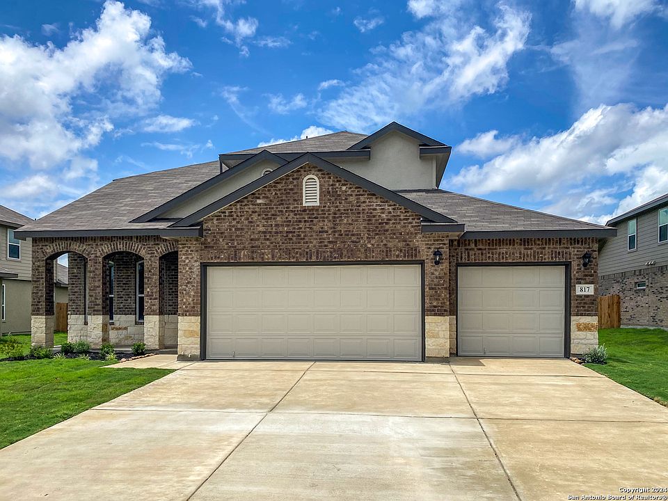 1st image of 817 Town Creek Way