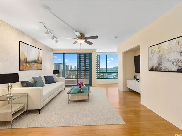 1888 Kalakaua Ave APT 2806, Honolulu, HI 96815
